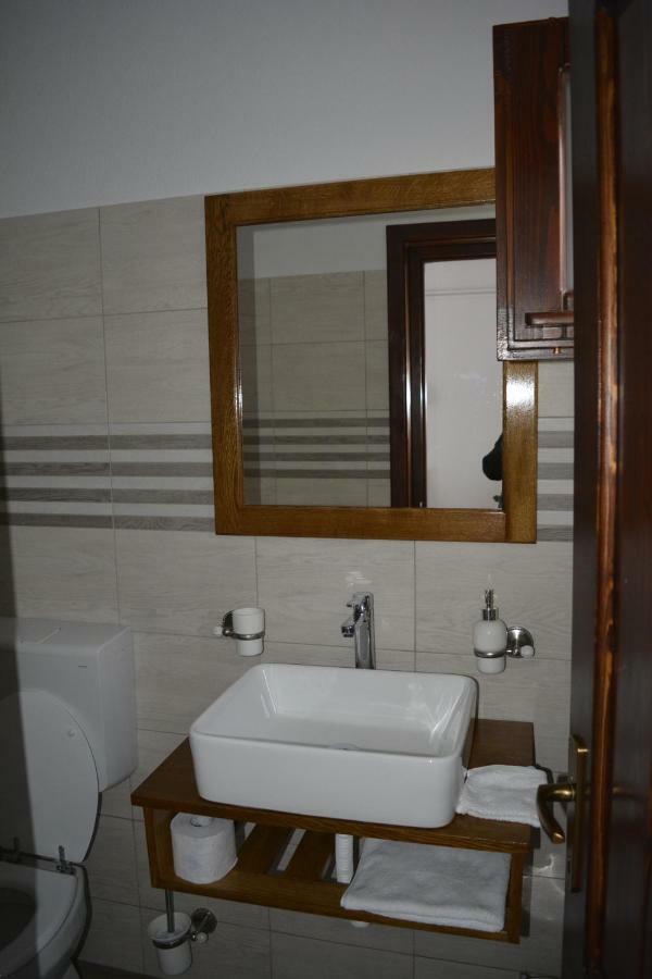 Hotel Casa Muskatli Vendeghaz Sovata Exterior foto